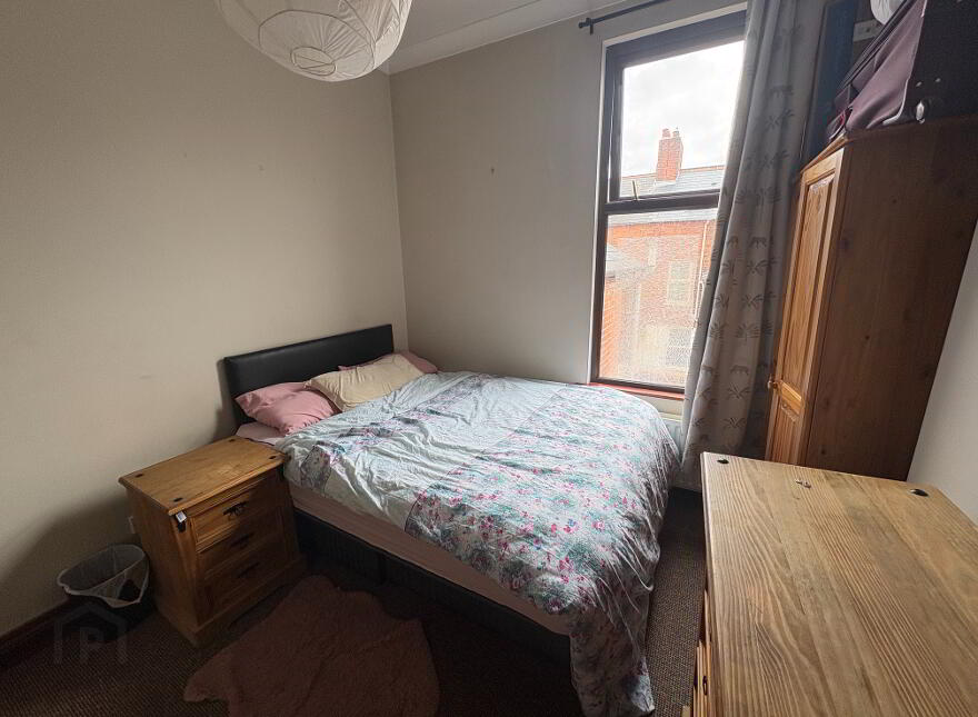 21 Rossmore Avenue, Ormeau Road, Belfast, BT7 3HB