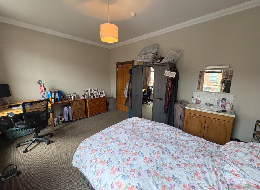 21 Rossmore Avenue, Ormeau Road, Belfast, BT7 3HB