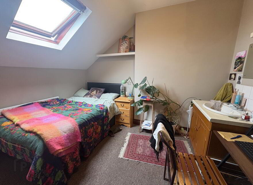 21 Rossmore Avenue, Ormeau Road, Belfast, BT7 3HB