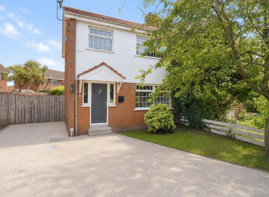 17 Penbrooke Avenue, Bangor, BT19 7WY