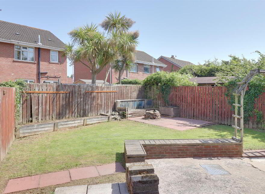 17 Penbrooke Avenue, Bangor, BT19 7WY