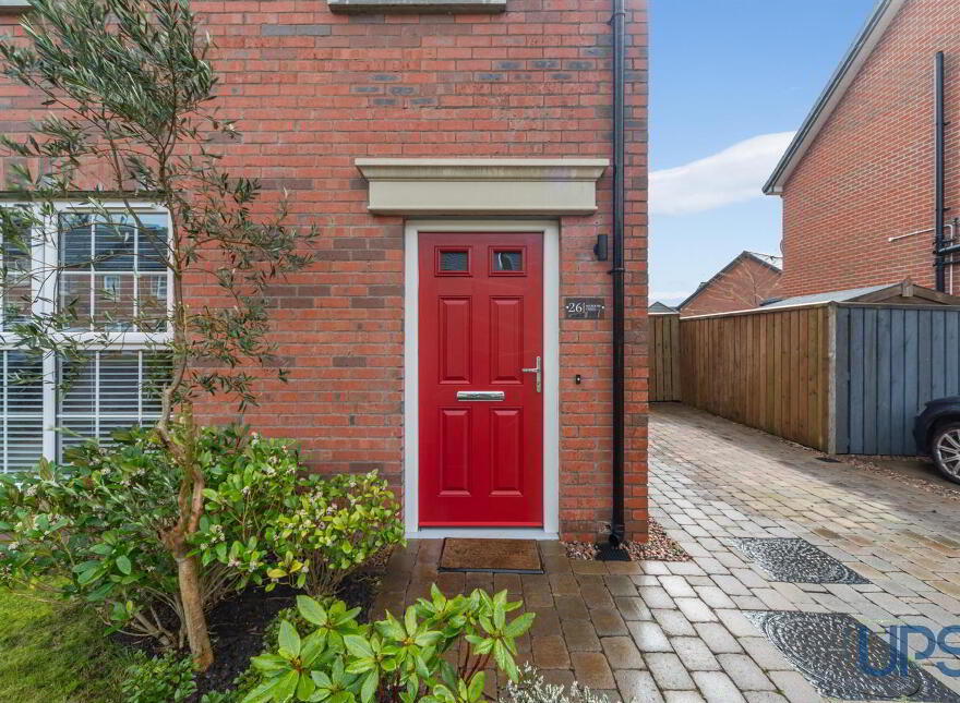 26 Meadow Green, Lisburn, BT28 3PB