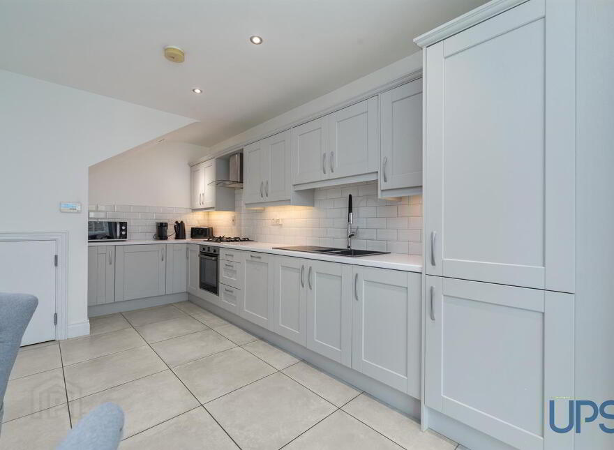 26 Meadow Green, Lisburn, BT28 3PB