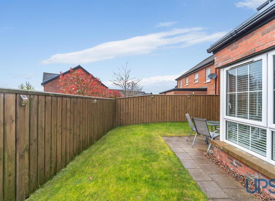 26 Meadow Green, Lisburn, BT28 3PB