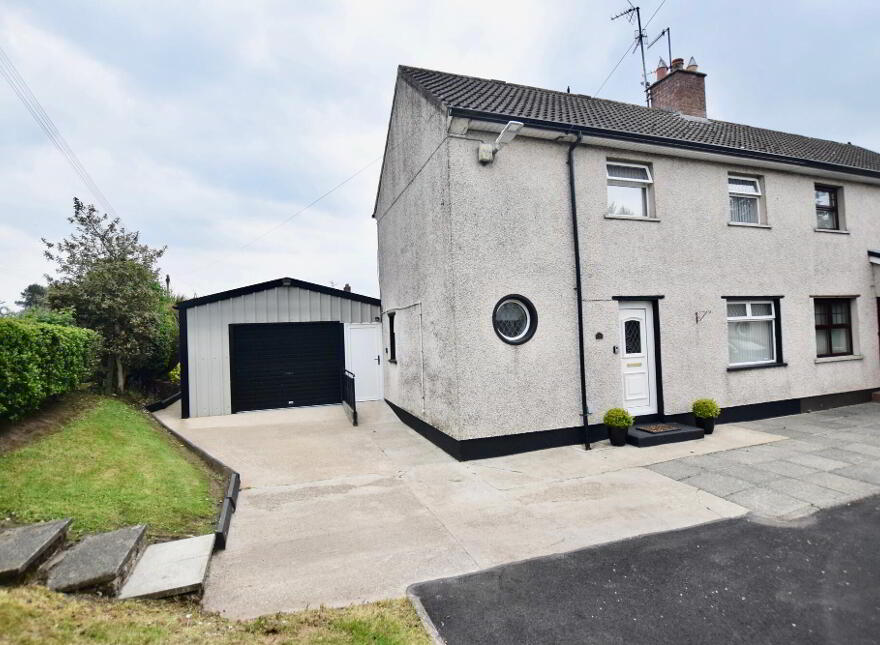 1 Coolreaghs Crescent, Cookstown, BT80 9SH