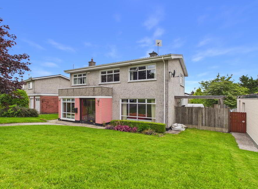 15 Knights Crescent, Nenagh, E45R638