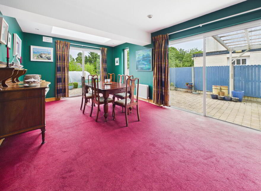 15 Knights Crescent, Nenagh, E45R638