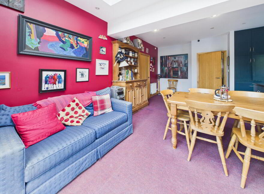 15 Knights Crescent, Nenagh, E45R638