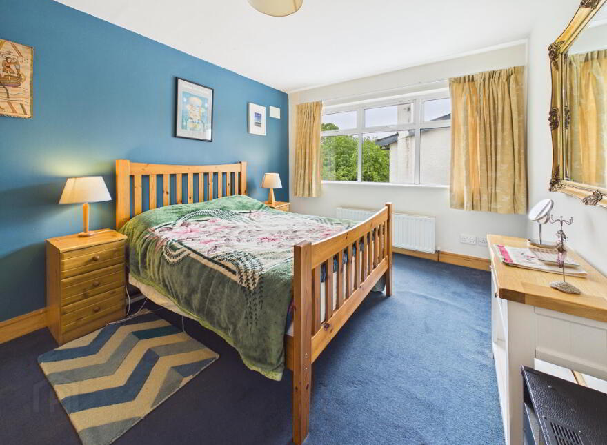 15 Knights Crescent, Nenagh, E45R638
