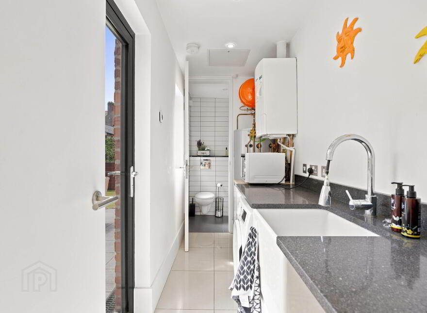 27 Eglantine Avenue, Malone Road, Belfast, BT9 6DW