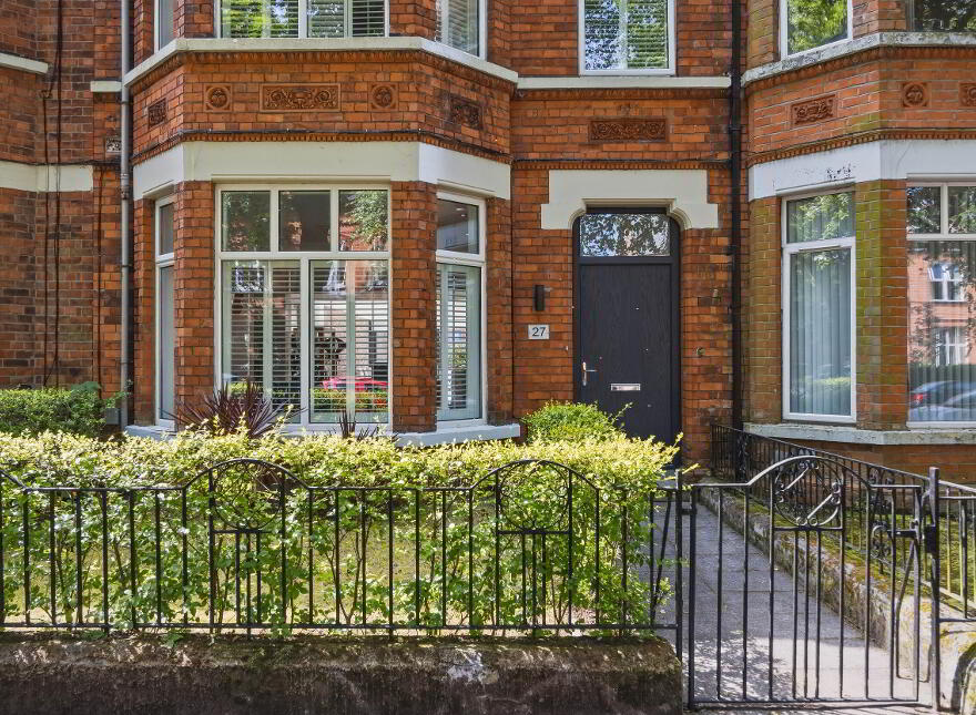 27 Eglantine Avenue, Malone Road, Belfast, BT9 6DW