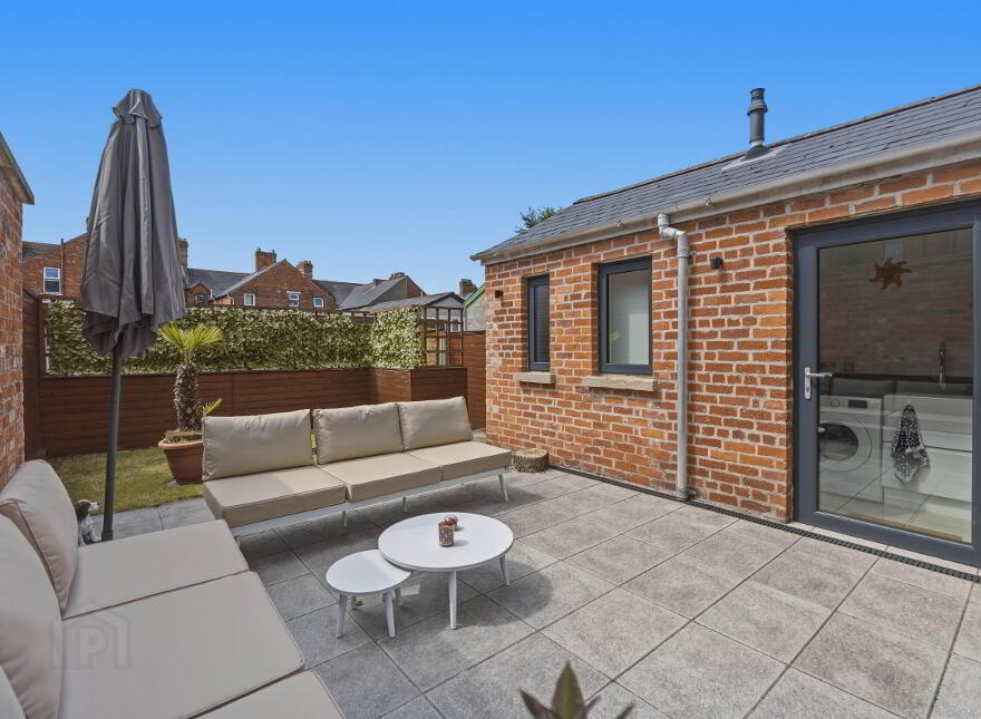 27 Eglantine Avenue, Malone Road, Belfast, BT9 6DW