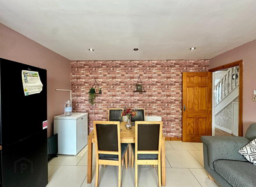 12 Meadowvale, Newtownhamilton, Newry, BT35 0HW