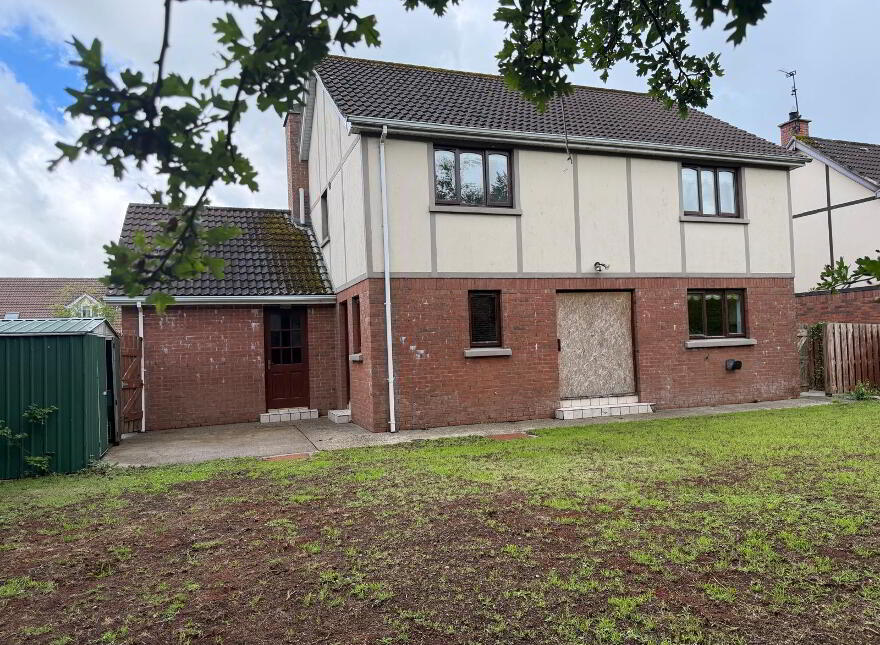 40 Carrick Strand, Strabane, BT82 9RN