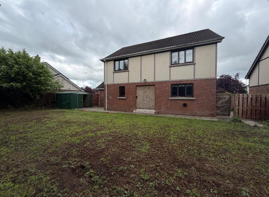40 Carrick Strand, Strabane, BT82 9RN