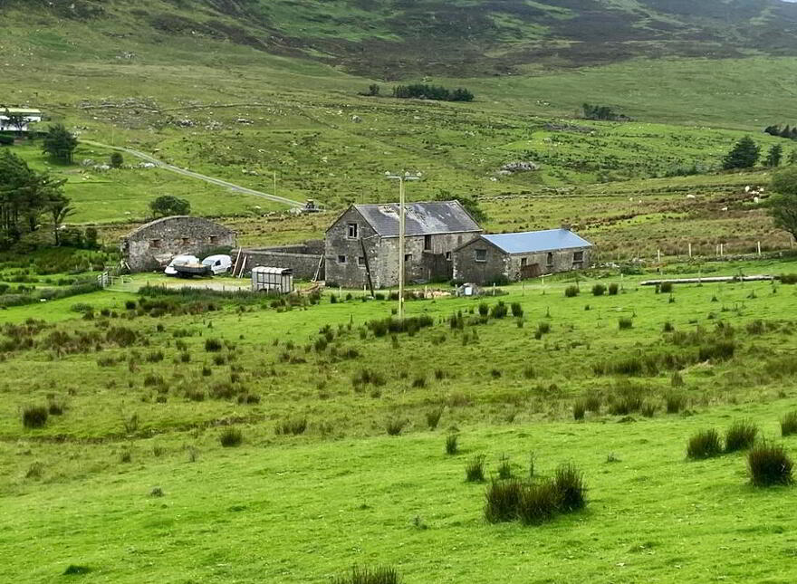 Clogher, Carrick