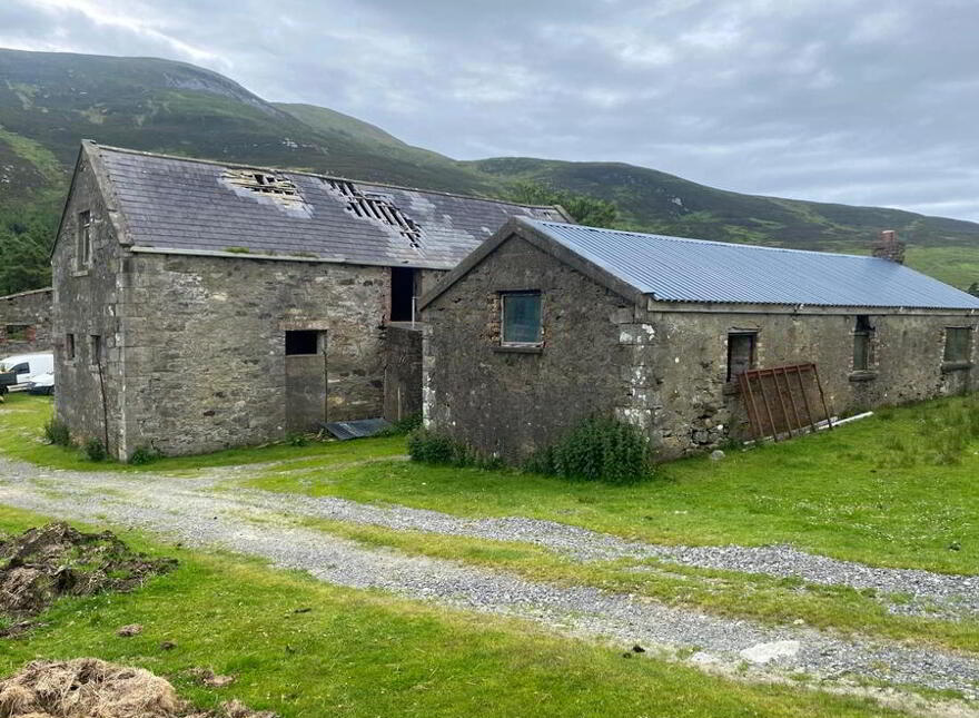 Clogher, Carrick