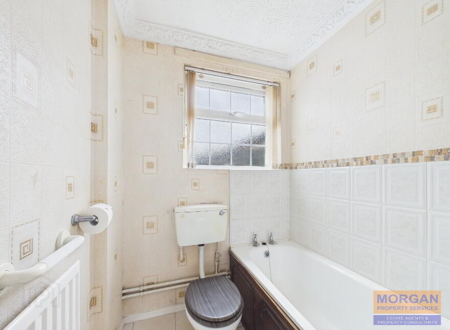 2 Fearons Terrace, Green Road, Bessbrook / Newry, BT35 7ED