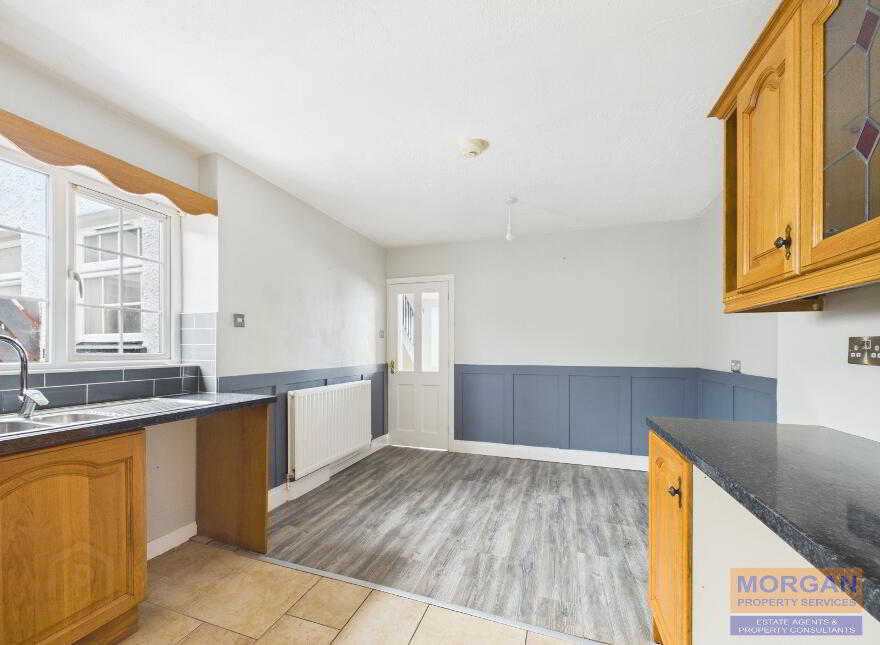 2 Fearons Terrace, Green Road, Bessbrook / Newry, BT35 7ED