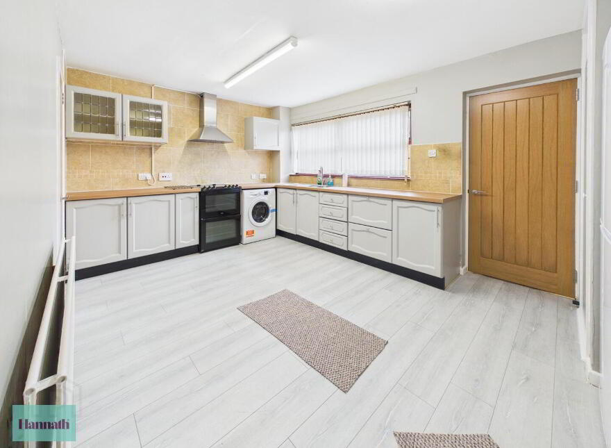 36 Ballynahinch Road, Lisburn, BT27 5EY