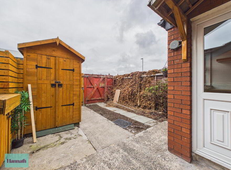 36 Ballynahinch Road, Lisburn, BT27 5EY