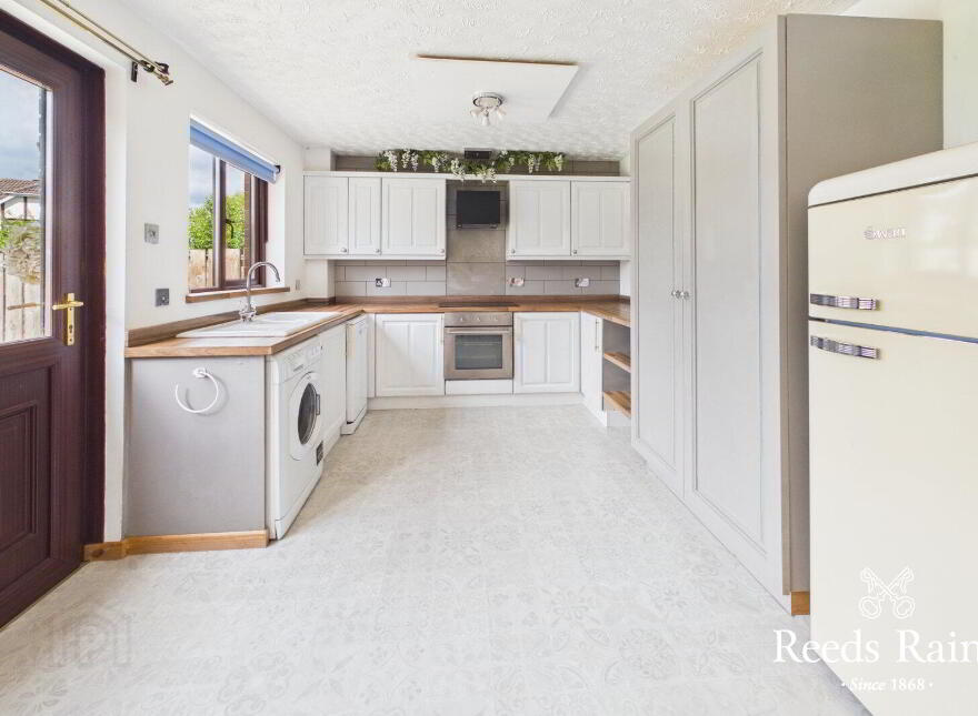10 Old Mill Heights, Hillsborough, BT26 6RF