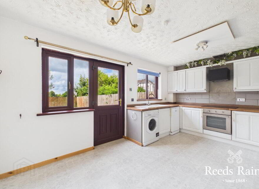 10 Old Mill Heights, Hillsborough, BT26 6RF