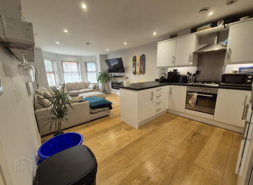 Apt 1, 120 Upper Newtownards Road, Belfast, BT4 3EQ