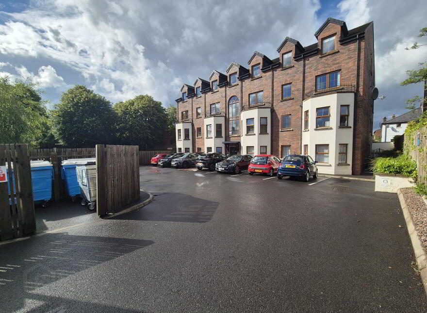 Apt 1, 120 Upper Newtownards Road, Belfast, BT4 3EQ