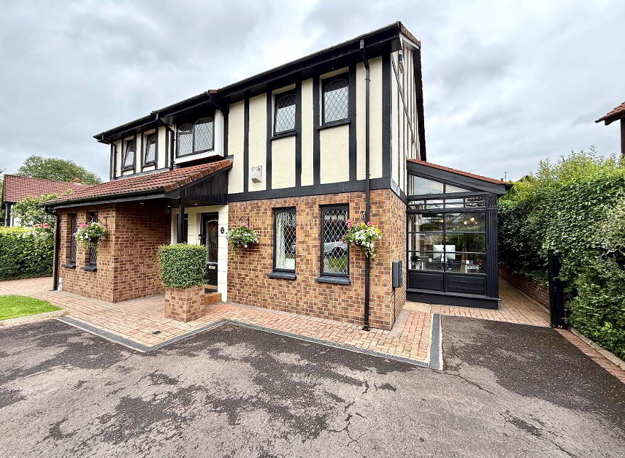 28 Templegrove, Derry, BT48 0QN