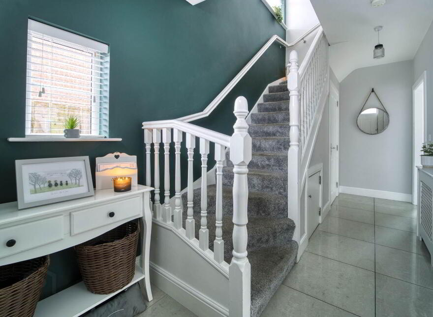 16 Lady Wallace Green, Lisburn, BT28 3NX