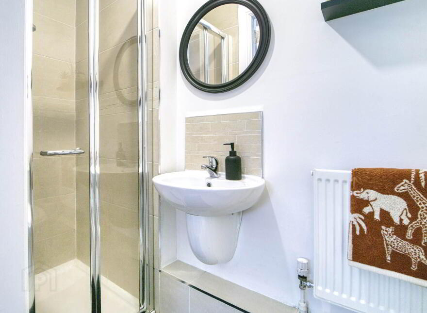 16 Lady Wallace Green, Lisburn, BT28 3NX