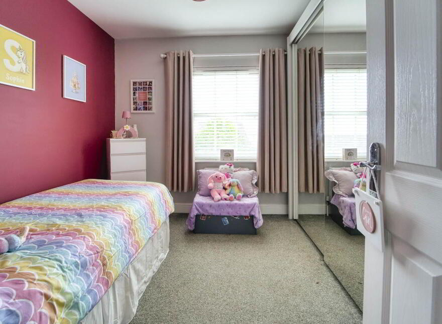 16 Lady Wallace Green, Lisburn, BT28 3NX