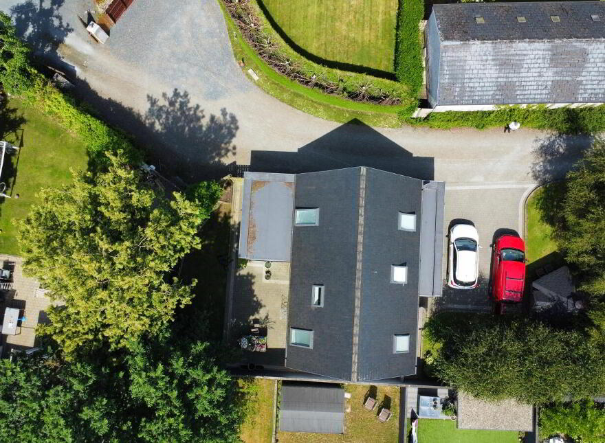 2F Knockdarragh Park, Belfast, BT4 2LE