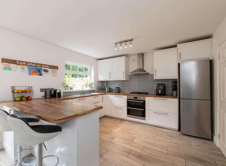 6 Glenavna Manor, Jordanstown, Newtownabbey, BT37 0HW