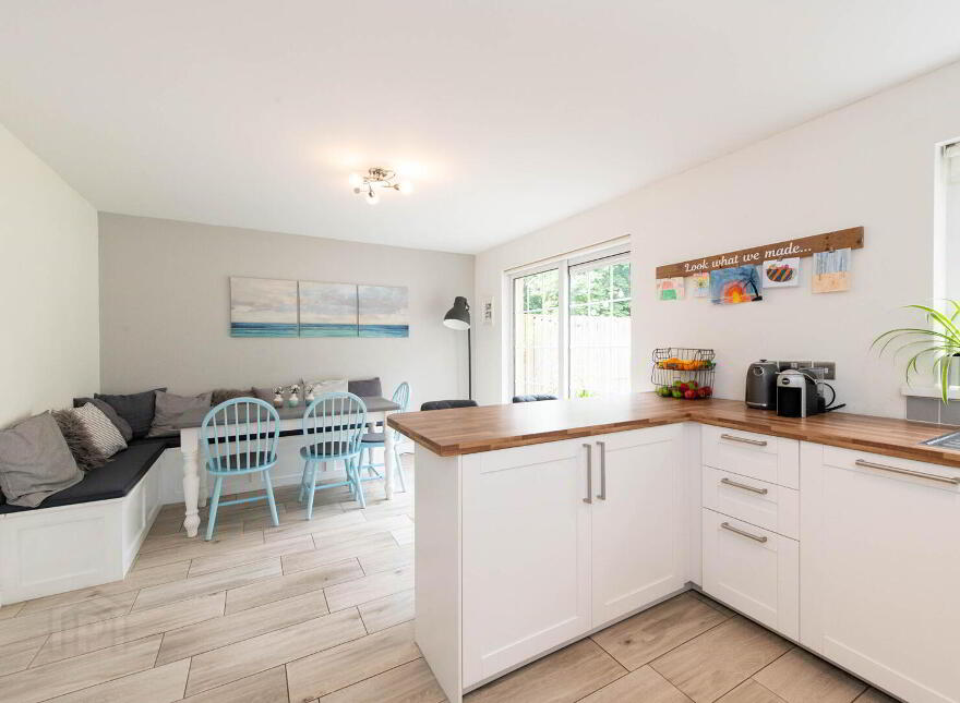 6 Glenavna Manor, Jordanstown, Newtownabbey, BT37 0HW