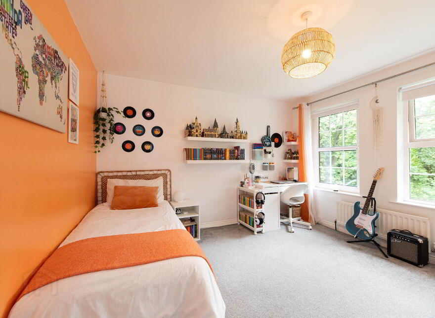 6 Glenavna Manor, Jordanstown, Newtownabbey, BT37 0HW