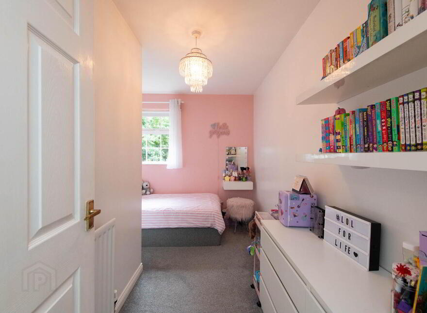 6 Glenavna Manor, Jordanstown, Newtownabbey, BT37 0HW