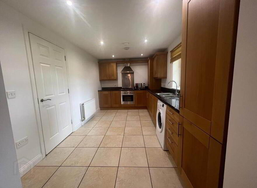 Apt 1 Oak House, 30 Beech Heights, Wellington Square, Belfast, BT7 3LQ