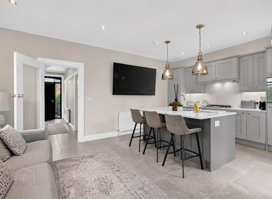 1 Edgcumbe Gardens, Belfast, BT4 2EG