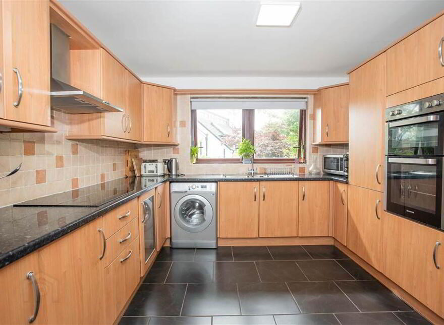 10 Redhill Manor, Finaghy Road South, Belfast, BT10 0PA