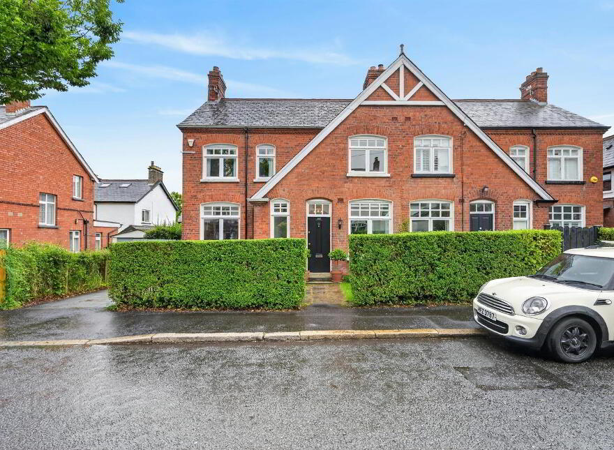 44 Lancefield Road, Belfast, BT9 6LL