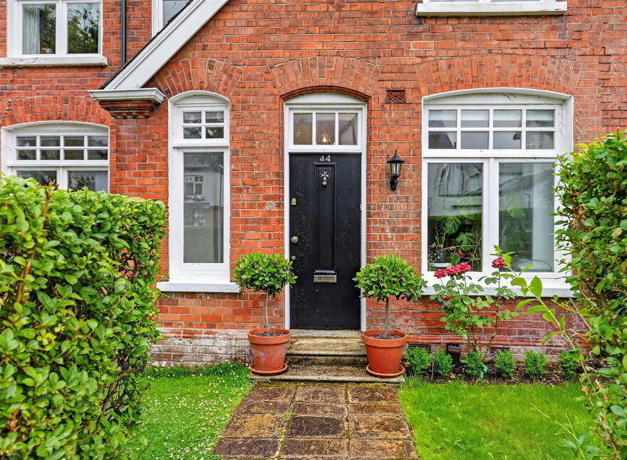 44 Lancefield Road, Belfast, BT9 6LL
