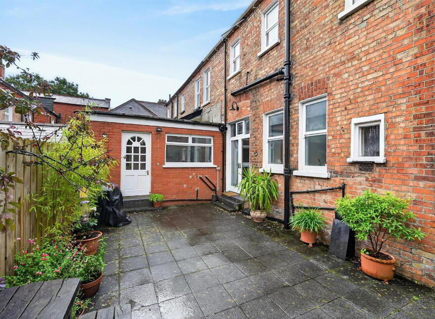 44 Lancefield Road, Belfast, BT9 6LL