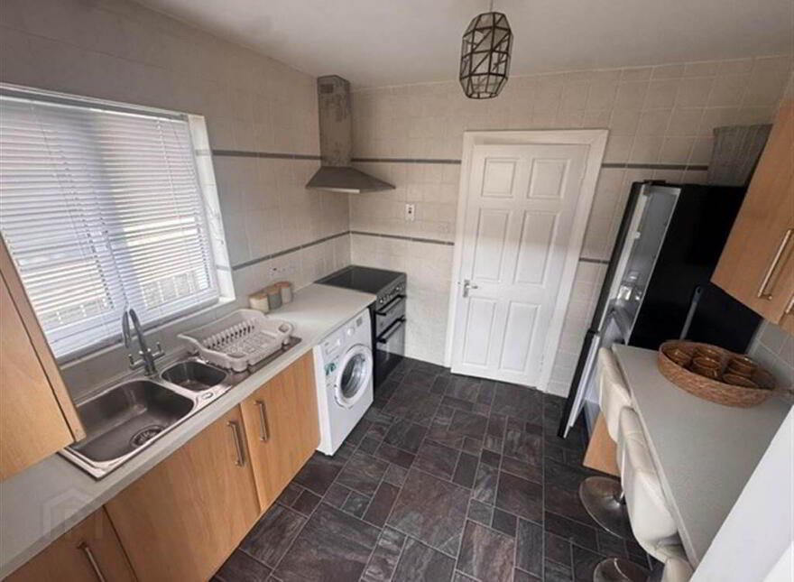 13 Chesham Drive, Belfast, BT6 8GT