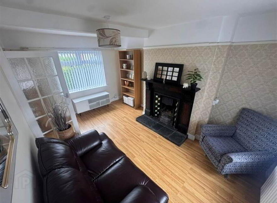 13 Chesham Drive, Belfast, BT6 8GT