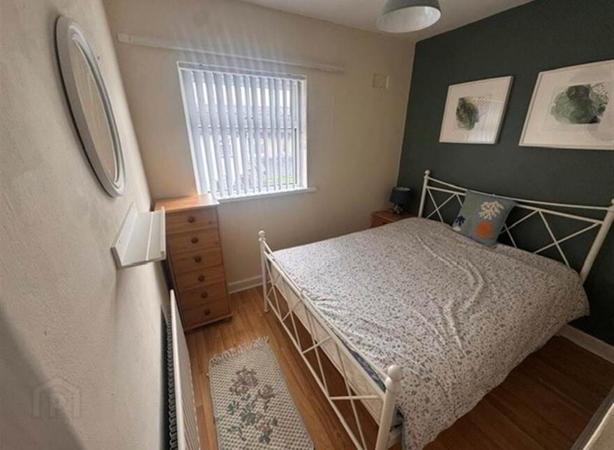 13 Chesham Drive, Belfast, BT6 8GT