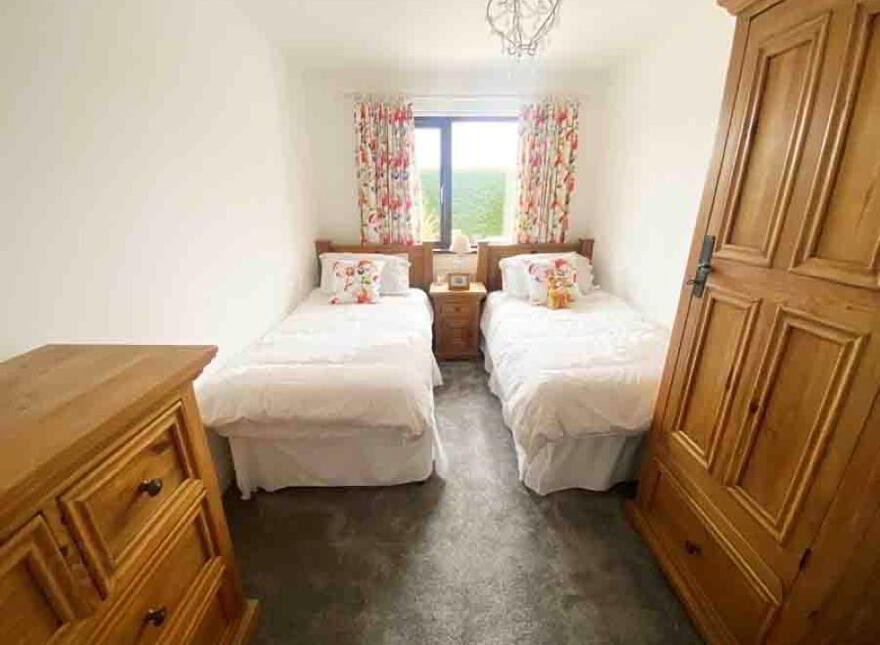 1 Larchwood, Banbridge, BT32 3UT
