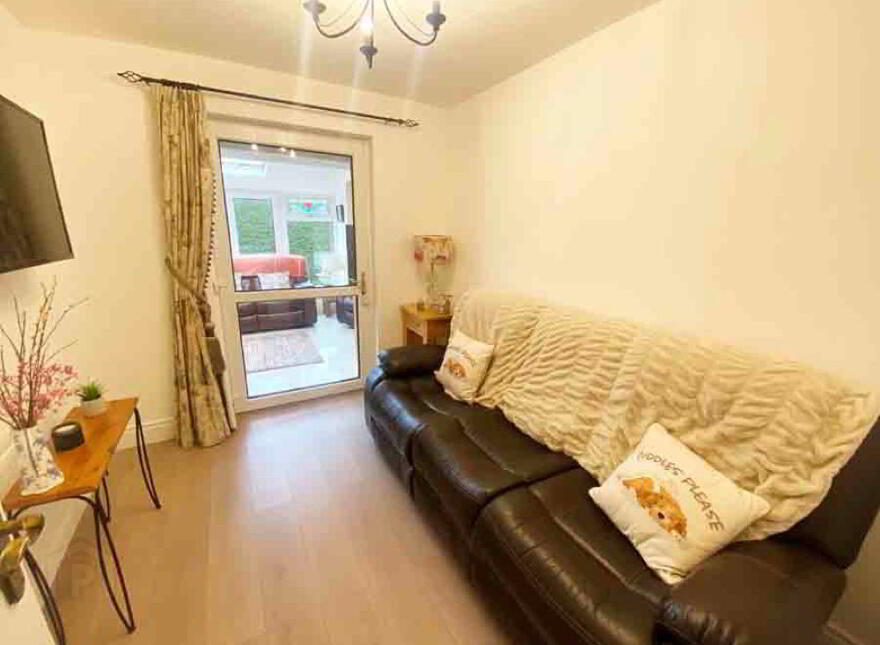 1 Larchwood, Banbridge, BT32 3UT