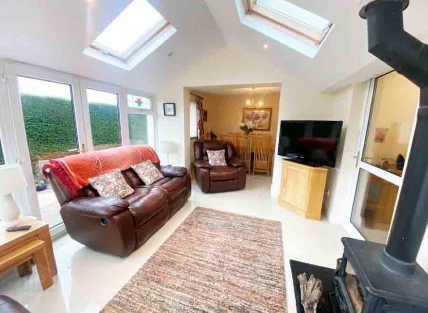 1 Larchwood, Banbridge, BT32 3UT
